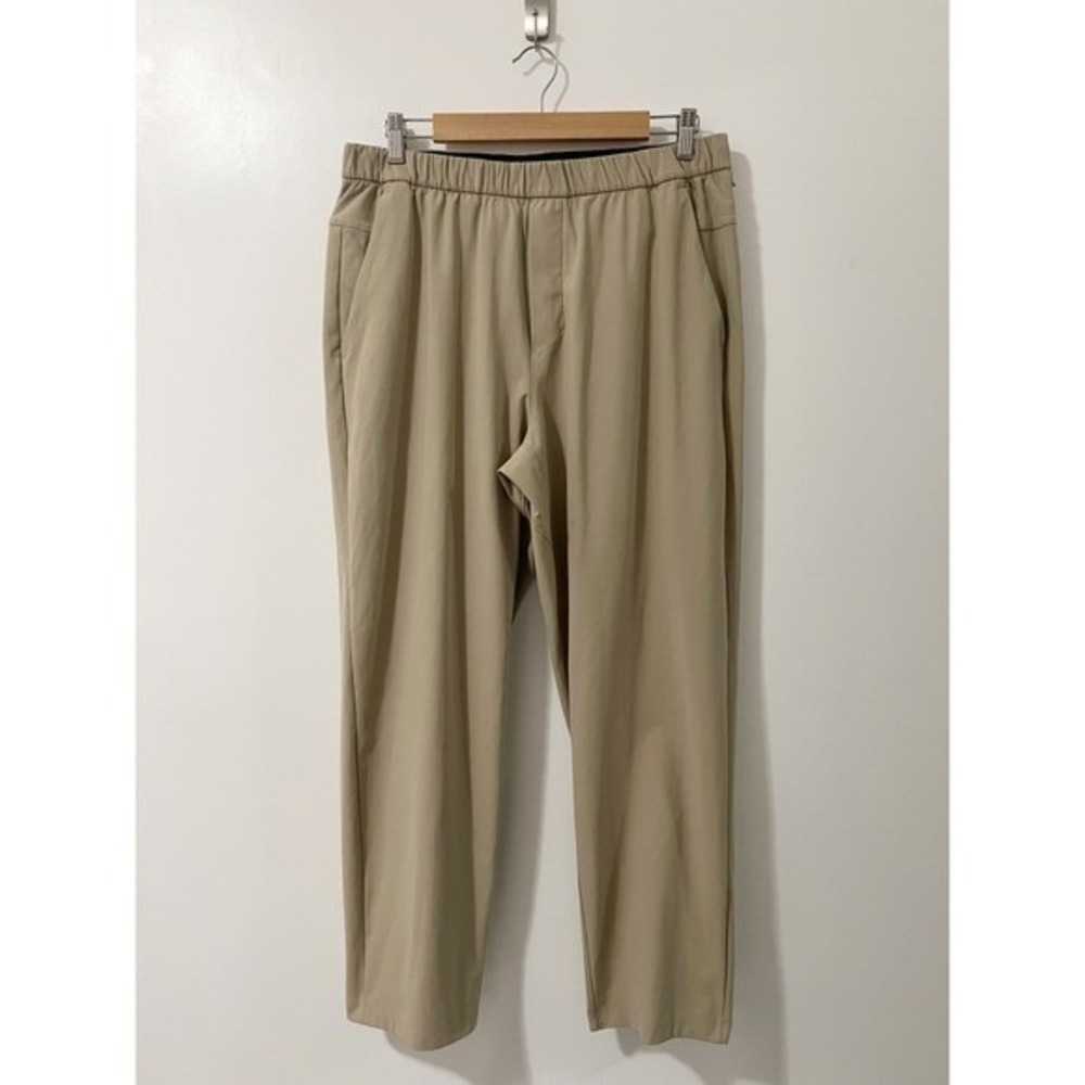 Lululemon Commission Men's Elastic Waist Khaki Beige Casual Pants Size L